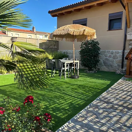 Casitas De Cerezo * Cerezo de Abajo