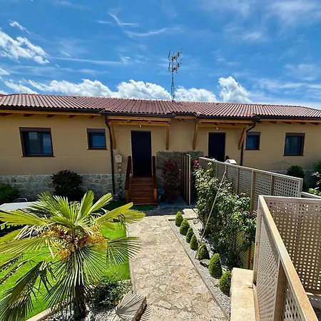 Casitas De Cerezo Apartment