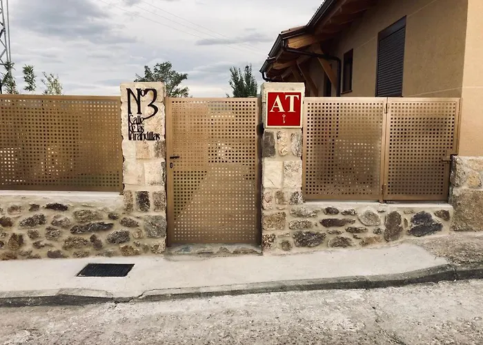 Casitas De Cerezo * Cerezo de Abajo